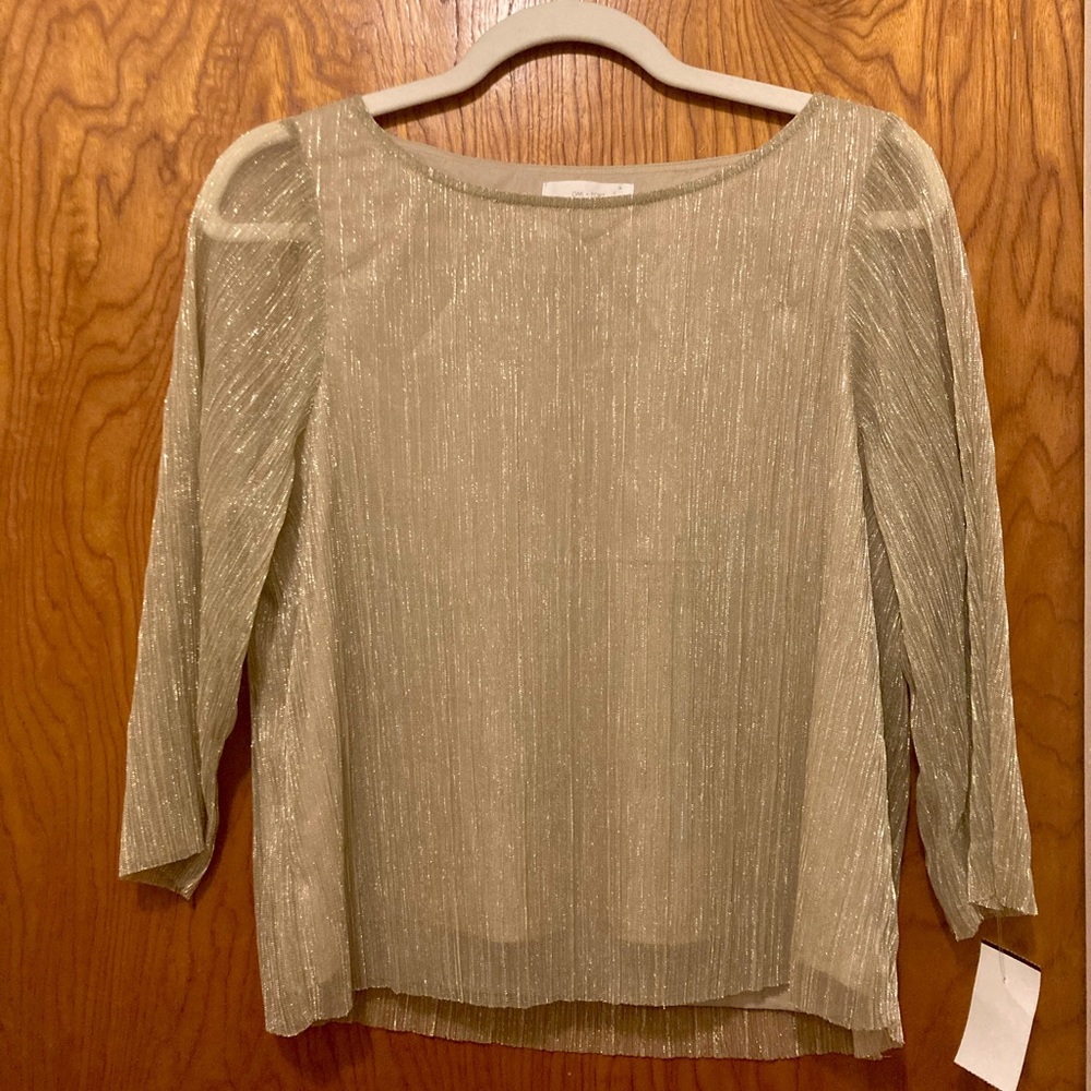 Champagne Gold Oak and Fort Blouse